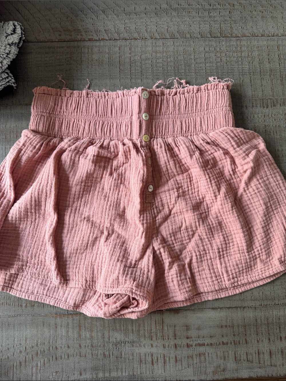 Pink High-Waist Gauze Button Shorts
